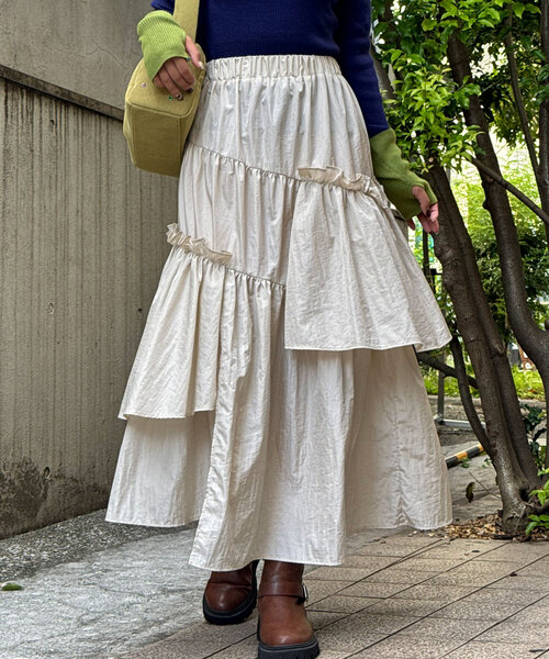 CIAOPANIC（チャオパニック）の「ナイロンランダムフリルスカート（スカート・レディース・ブラック/アイボリー/レッド・FREE）」の4枚目の写真