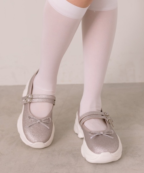 OLIVE des OLIVE（オリーブデオリーブ）の「スニーカーソールバレーシューズ（スニーカー・レディース・ピンク/ホワイト・LARGE/MEDIUM/SMALL）」の11枚目の写真