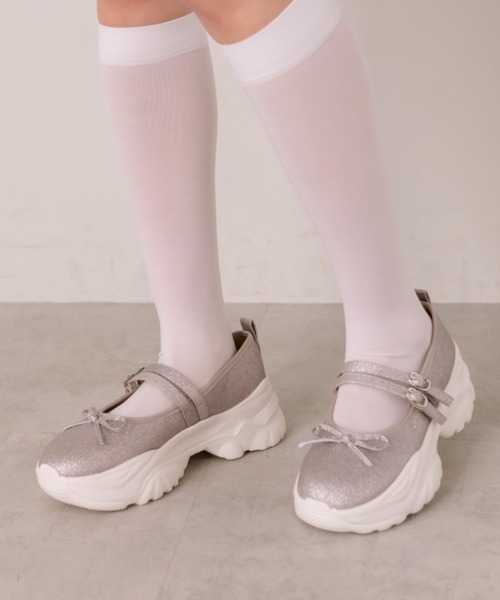 OLIVE des OLIVE（オリーブデオリーブ）の「スニーカーソールバレーシューズ（スニーカー・レディース・ピンク/ホワイト・LARGE/MEDIUM/SMALL）」の12枚目の写真