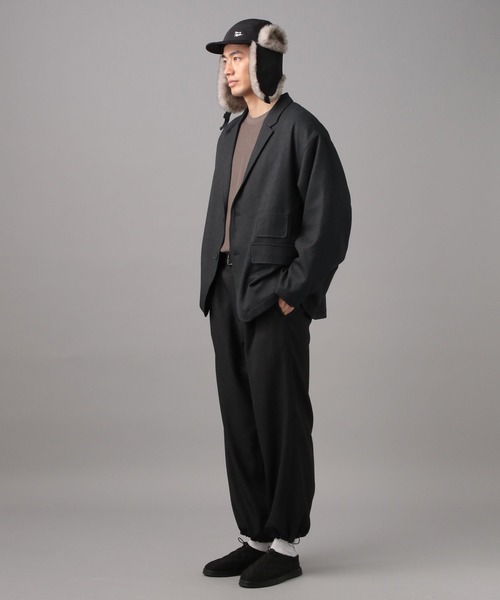 BAYFLOW（ベイフロー）の「[セットアップ可]DOORSTYLE ジャケット【イージーケア】（テーラードジャケット・メンズ・ライトグレー/チャコール・LARGE/MEDIUM）」の9枚目の写真