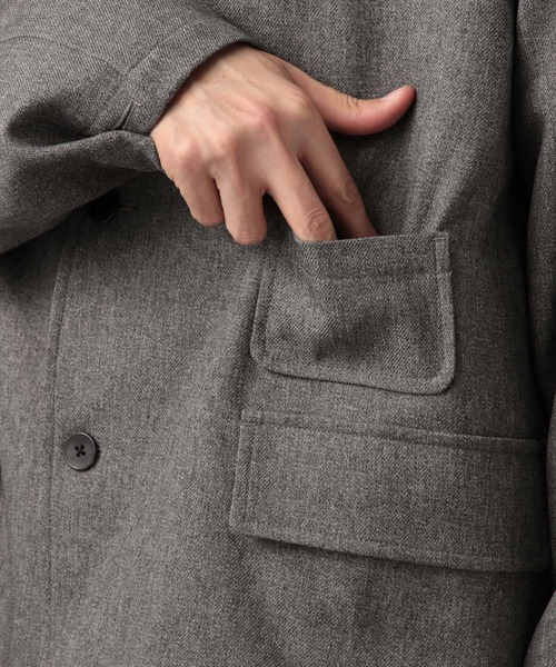 BAYFLOW（ベイフロー）の「[セットアップ可]DOORSTYLE ジャケット【イージーケア】（テーラードジャケット・メンズ・ライトグレー/チャコール・LARGE/MEDIUM）」の17枚目の写真