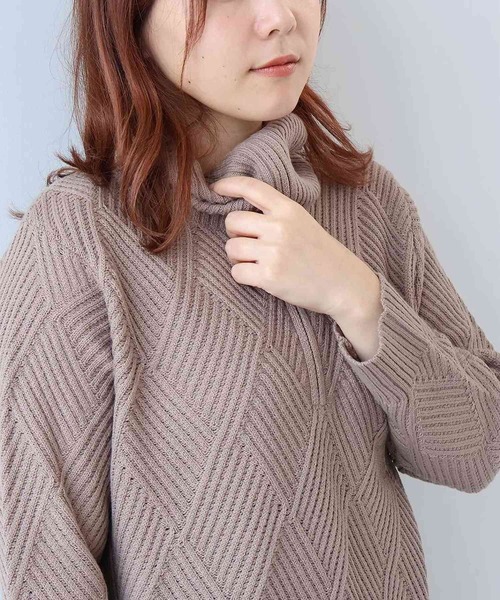 leswel(レスウェル)の「【L~5L 大きいサイズ】ハーフジップニットプルオーバー(ニット/セーター・レディース・ブラウン/オフホワイト/ブルー・4L/5L/L/LL/3L)」の12枚目の写真
