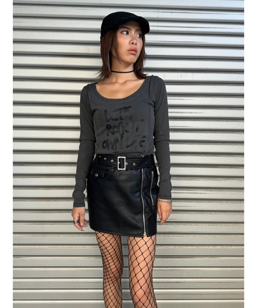 EGOIST（エゴイスト）の「ベルト付フェイクレザータイトミニスカート（スカート・レディース・ブラック・S/M）」の13枚目の写真