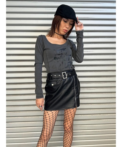 EGOIST（エゴイスト）の「ベルト付フェイクレザータイトミニスカート（スカート・レディース・ブラック・S/M）」の14枚目の写真