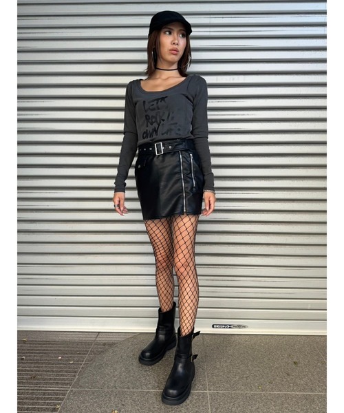 EGOIST（エゴイスト）の「ベルト付フェイクレザータイトミニスカート（スカート・レディース・ブラック・S/M）」の15枚目の写真