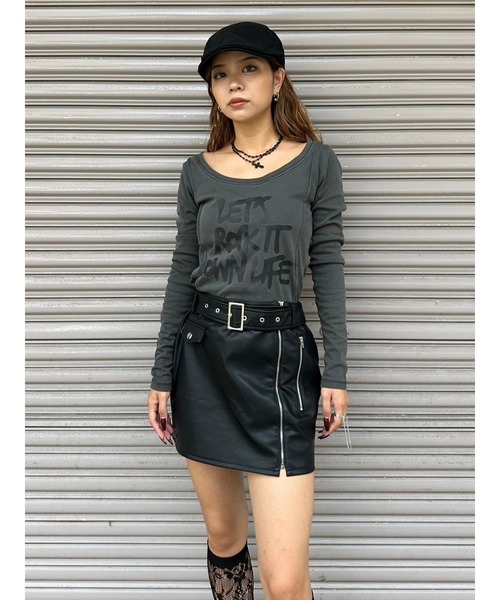 EGOIST（エゴイスト）の「ベルト付フェイクレザータイトミニスカート（スカート・レディース・ブラック・S/M）」の21枚目の写真