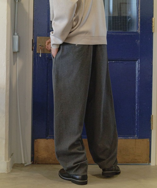 niko and...(ニコアンド)の「起毛ツータックバルーンパンツ(その他パンツ・メンズ・ブラック/チャコール・LARGE/MEDIUM)」の6枚目の写真