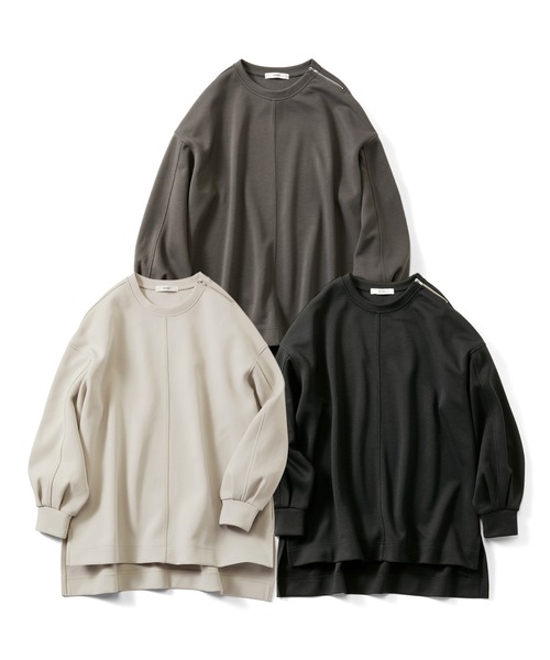 IEDIT（イディット）の「ＩＥＤＩＴ　肩ファスナーデザインで着映える　長め丈ダンボールプルオーバー（その他トップス・レディース・グレイッシュベージュ/チャコールグレー/ブラック・LL/3L/M/L/S）」の10枚目の写真