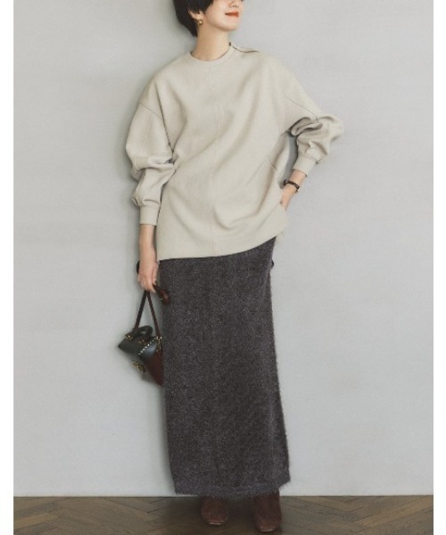 IEDIT（イディット）の「ＩＥＤＩＴ　肩ファスナーデザインで着映える　長め丈ダンボールプルオーバー（その他トップス・レディース・グレイッシュベージュ/チャコールグレー/ブラック・LL/3L/M/L/S）」の17枚目の写真