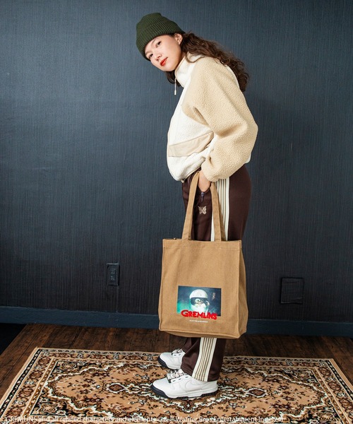 ACCOMMODE（アコモデ）の「グレムリン/ウォッシュキャンバストート（トートバッグ・レディース・ベージュ/カーキ/ダークグレー・FREE）」の8枚目の写真