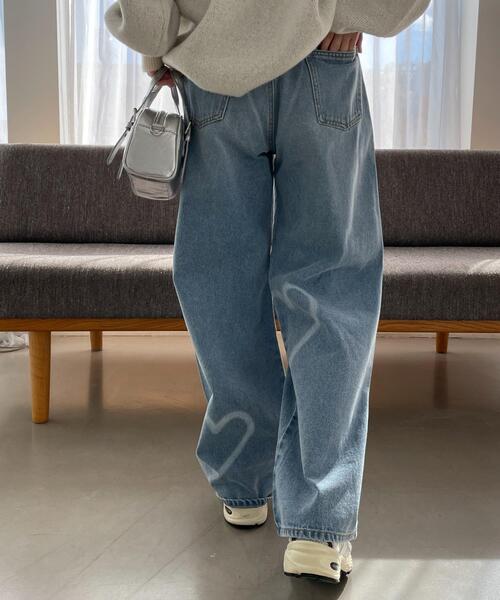 WEGO（ウィゴー）の「WEGO/【25年春夏新作】スプレーペイントストレートデニムパンツ（デニムパンツ・レディース・ブラック系その他/ライトインディゴブルー・MEDIUM/SMALL）」の18枚目の写真