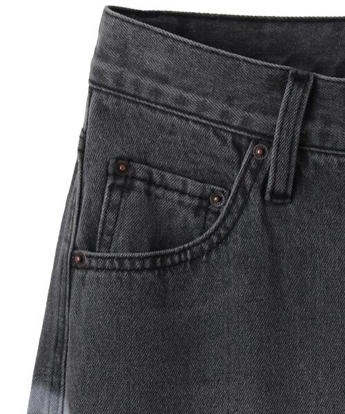 WEGO（ウィゴー）の「WEGO/【25年春夏新作】スプレーペイントストレートデニムパンツ（デニムパンツ・レディース・ブラック系その他/ライトインディゴブルー・MEDIUM/SMALL）」の8枚目の写真