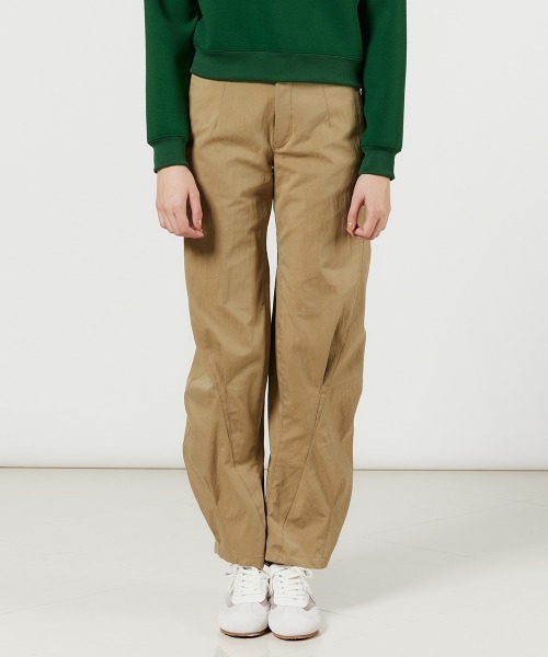 DOUBLE STANDARD CLOTHING(ダブルスタンダードクロージング)の「ツイルタックバルーンパンツ(スラックス・レディース・キャメル/オフホワイト・36/38)」の16枚目の写真