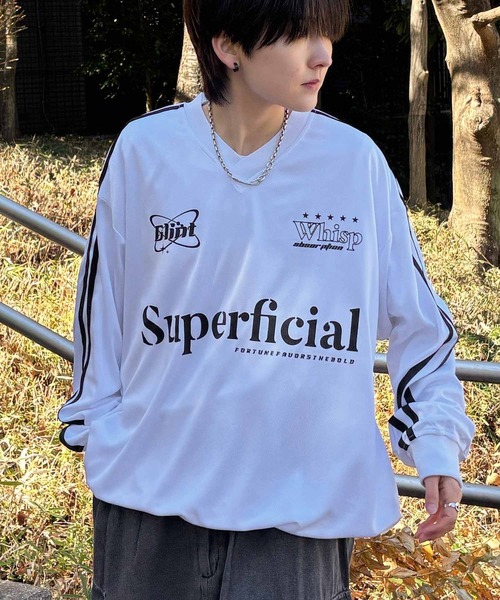 ILL'S(イルズ)の「ユニフォームライク フロントロゴプリント ドロスト サイドラインゲームシャツ メンズ レディース(Tシャツ/カットソー・メンズ・ホワイト/ホワイト系その他/ネイビー/ブルー系その他/ブラック/ブラック系その他・M/L)」の2枚目の写真