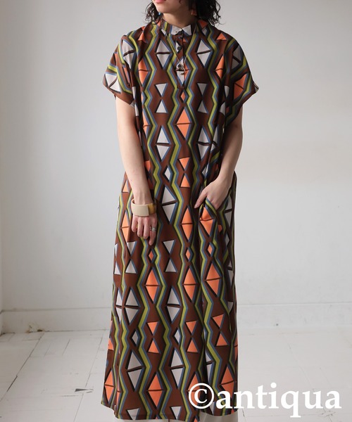 antiqua(アンティカ)の「レトロ柄ワンピース(ワンピース・レディース・ブルー系その他/ブラウン系その他・ONESIZE)」の15枚目の写真