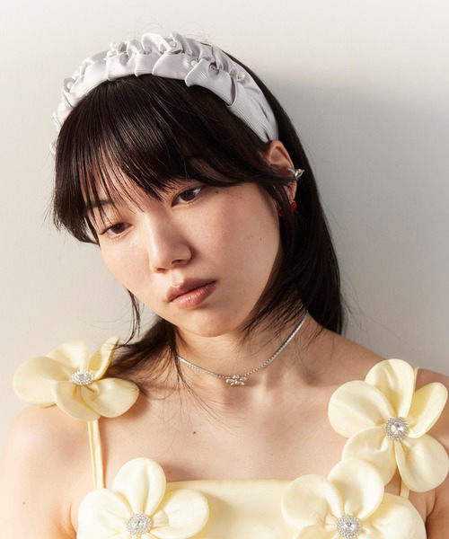 Casselini（キャセリーニ）の「Casselini(キャセリーニ)ギャザーカチューシャ（カチューシャ・レディース・シルバー・FREE）」の5枚目の写真