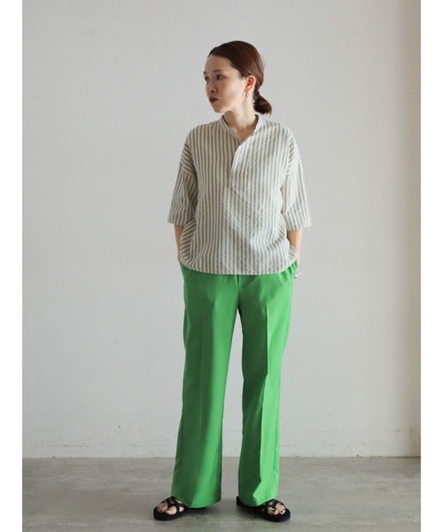 FIL DE FER（フィルデフェール）の「シャンブレートロ　イージーフレアパンツ（スラックス・レディース・オレンジ/カーキ/グレイッシュベージュ/グリーン・SMALL/MEDIUM）」の5枚目の写真