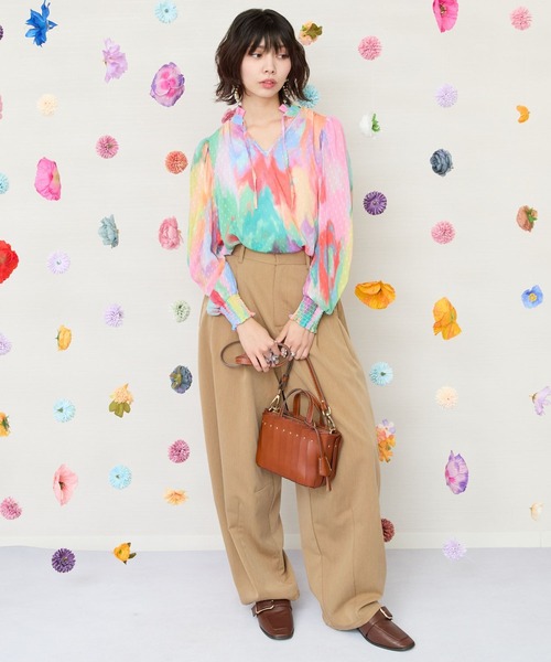 JETSET SOLO PLUS （ジェットセットソロプラス）の「【JETSET SOLO PLUS】TRツイルタックコクーンパンツ（その他パンツ・レディース・ライトグレー/キャメル・FREE）」の3枚目の写真