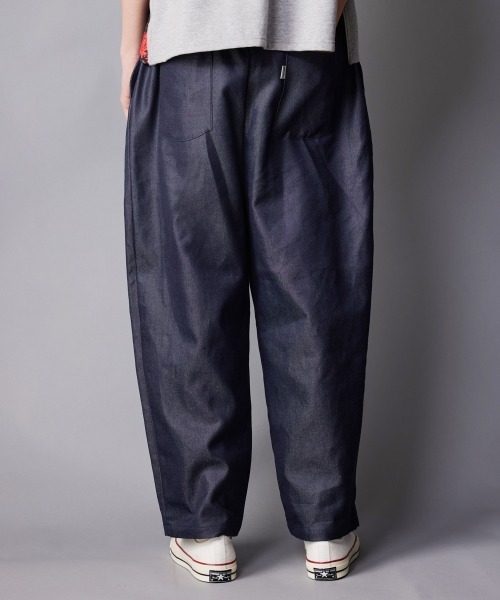 rehacer（レアセル）の「rehacer : Double Tuck Easy Denim Pants /ダブルタック イージー デニムパンツ（デニムパンツ・メンズ・インディゴブルー・SMALL/MEDIUM/LARGE）」の7枚目の写真