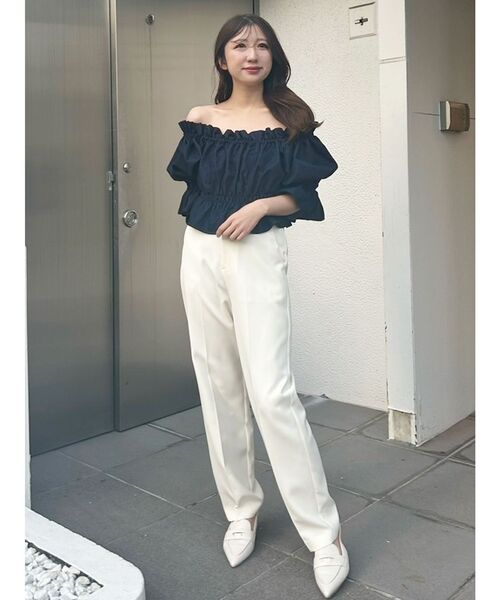 MERCURYDUO（マーキュリーデュオ）の「デニム2WAYオフショル五分袖シャーリングブラウス（シャツ/ブラウス・レディース・ライトブルー/インディゴブルー・FREE）」の8枚目の写真