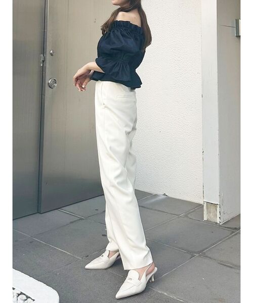 MERCURYDUO（マーキュリーデュオ）の「デニム2WAYオフショル五分袖シャーリングブラウス（シャツ/ブラウス・レディース・ライトブルー/インディゴブルー・FREE）」の9枚目の写真