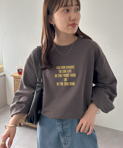 DISCOAT(ディスコート)の「【WEB限定】刺繍ロゴショートスウェット(スウェット・レディース・アイボリー/ネイビー/ホワイト/チャコールグレー・MEDIUM)」の22枚目の写真