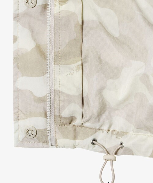 AIGLE（エーグル）の「UVカット 撥水パッカブルプリントナイロンジャケット フラワー柄 カモフラージュ柄（ナイロンジャケット・レディース・ホワイト/オフホワイト・38/36/40）」の21枚目の写真