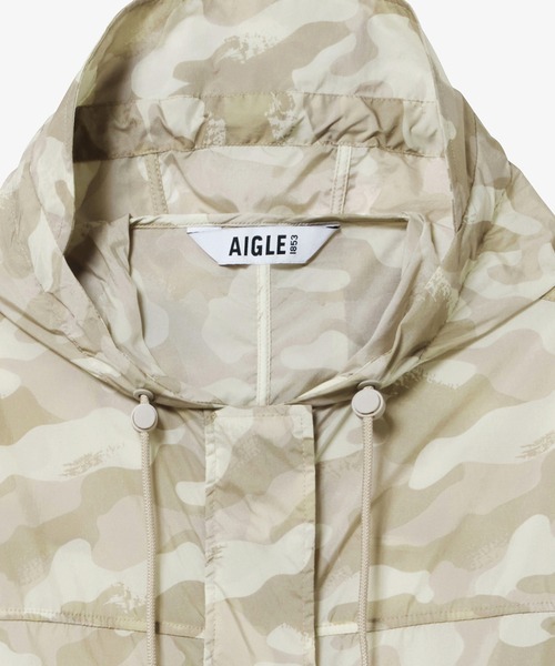 AIGLE（エーグル）の「UVカット 撥水パッカブルプリントナイロンジャケット フラワー柄 カモフラージュ柄（ナイロンジャケット・レディース・ホワイト/オフホワイト・38/36/40）」の6枚目の写真