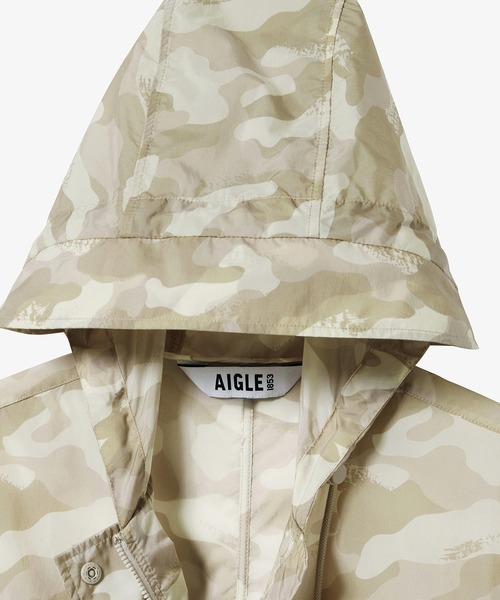 AIGLE（エーグル）の「UVカット 撥水パッカブルプリントナイロンジャケット フラワー柄 カモフラージュ柄（ナイロンジャケット・レディース・ホワイト/オフホワイト・38/36/40）」の7枚目の写真