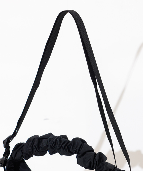 Drifter（ドリフター）の「【Drifter】 ギャザー ハンドル 2WAY バッグ（ハンドバッグ・レディース・ブラック・フリー）」の13枚目の写真
