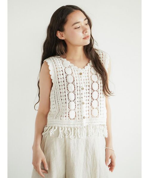FIKA.(フィーカ)の「Scalloped crochet vest(その他トップス・レディース・オフホワイト・MEDIUM)」の9枚目の写真