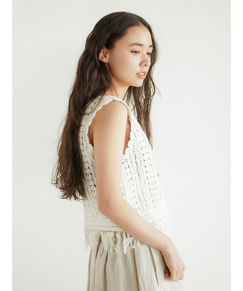 FIKA.(フィーカ)の「Scalloped crochet vest(その他トップス・レディース・オフホワイト・MEDIUM)」の12枚目の写真