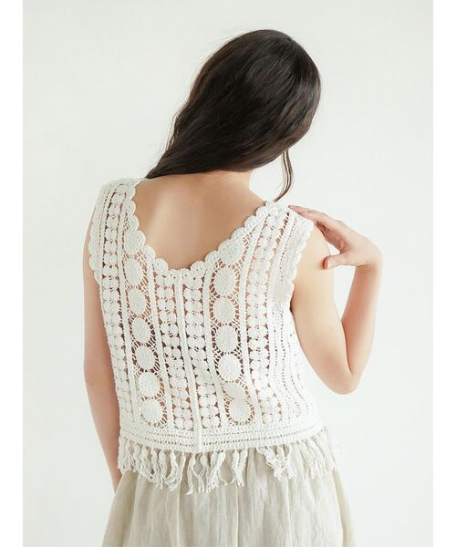 FIKA.(フィーカ)の「Scalloped crochet vest(その他トップス・レディース・オフホワイト・MEDIUM)」の14枚目の写真