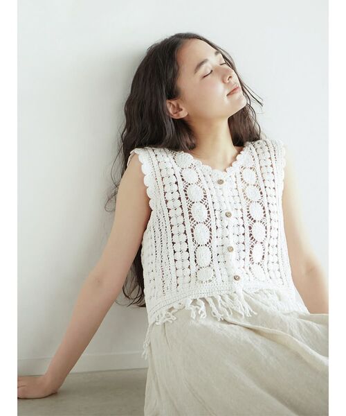FIKA.(フィーカ)の「Scalloped crochet vest(その他トップス・レディース・オフホワイト・MEDIUM)」の7枚目の写真