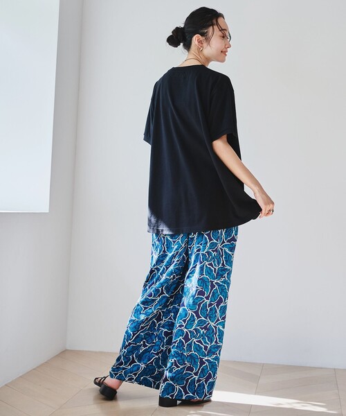 Aga デシンリーフプリントパンツ アーガ Aga デシンリーフプリントパンツ （ブラック