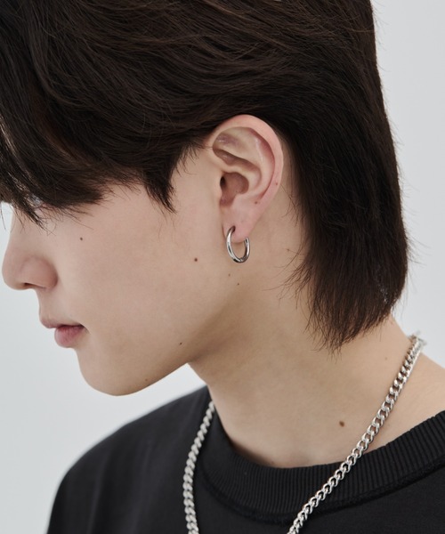 WYZ surgical stainless(ダブリューワイジィーサージカルステンレス)の「【 金属アレルギー対応 】4サイズ展開 サージカルステンレス シンプルフープピアス(両耳用)(ピアス(両耳用)・メンズ・ゴールド/シルバー・8/10/12/14)」の17枚目の写真