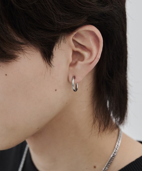 WYZ surgical stainless(ダブリューワイジィーサージカルステンレス)の「【 金属アレルギー対応 】4サイズ展開 サージカルステンレス シンプルフープピアス(両耳用)(ピアス(両耳用)・メンズ・ゴールド/シルバー・8/10/12/14)」の13枚目の写真