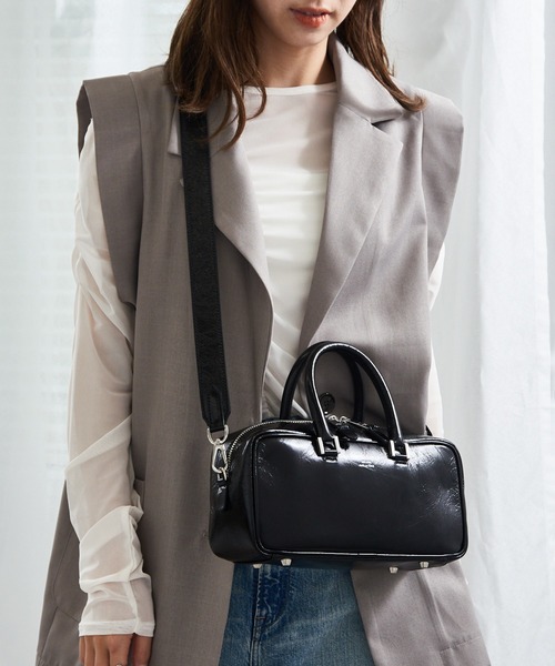 CHRISTIAN VILLA（クリスチャンヴィラ）の「【CHRISTIAN VILLA】2WAY スクエアレザーボストンバッグ 本革 ATHENE VERNICE 6127（ボストンバッグ・レディース・グレー/ブラック・FREE）」の5枚目の写真