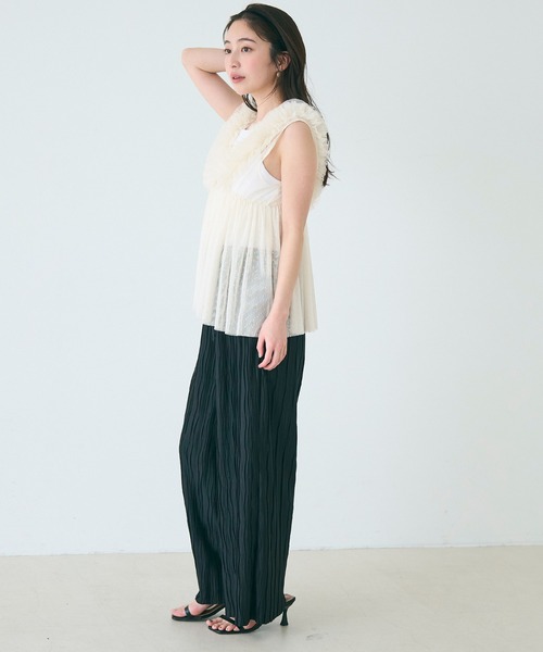 coca（coca）（コカ）の「チュールVネックトップス（Tシャツ