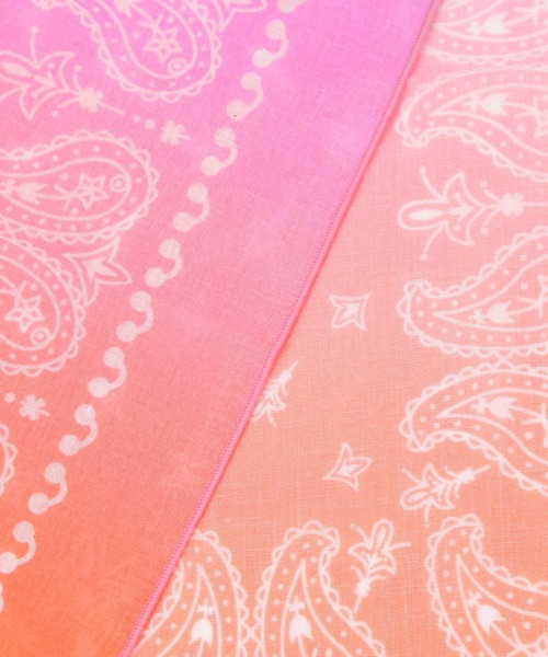 BAYFLOW（ベイフロー）の「BFカラーバンダナハンカチ50×50（バンダナ/スカーフ・レディース・ブルー/パープル/オレンジ/グリーン・0）」の8枚目の写真