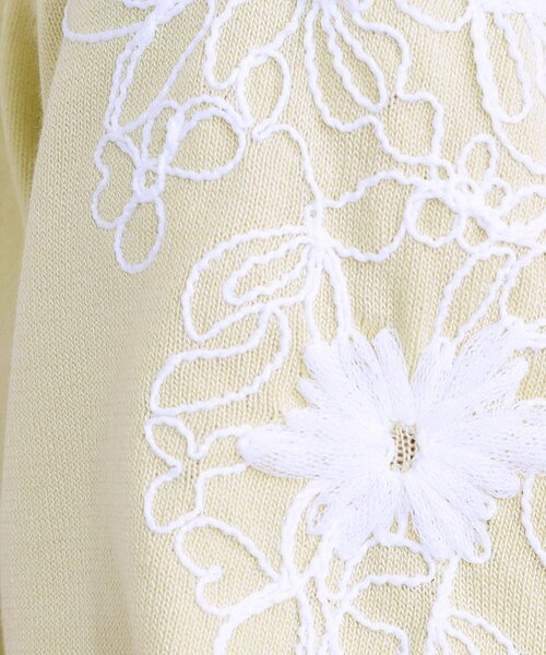 DRESKIP(ドレスキップ)の「◆【S-LL】お袖刺繍がアクセント ラウンドネックニット(ニット/セーター・レディース・ホワイト系5/イエロー系その他/パープル/ライトグレー・01/02/03/04)」の11枚目の写真