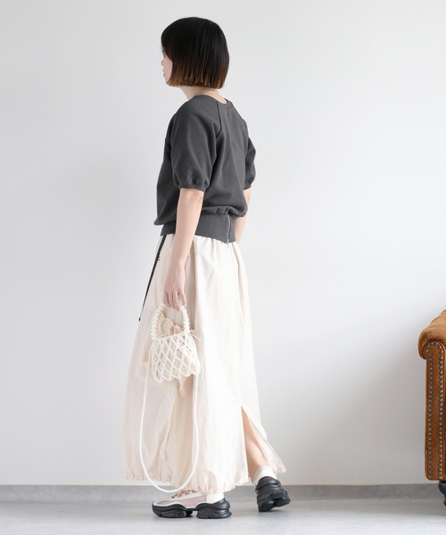 cepo（セポ）の「〈セットアップ対応〉刺繍ロゴ ナイロンカーゴスカート（スカート・レディース・オフホワイト/ネイビー・M）」の6枚目の写真