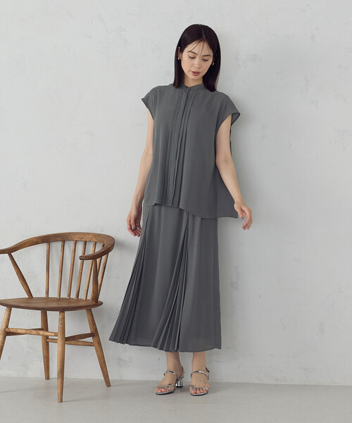 COMME CA ISM(コムサイズム)の「バックプリーツデザイン ブラウス(シャツ/ブラウス・レディース・ネイビー/カーキ・MEDIUM/LARGE)」の20枚目の写真