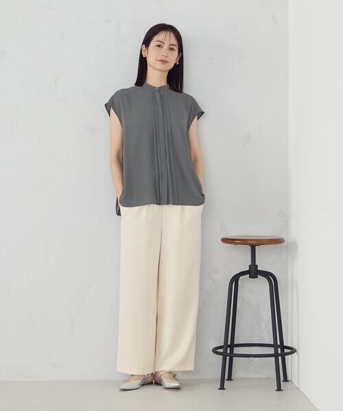 COMME CA ISM(コムサイズム)の「バックプリーツデザイン ブラウス(シャツ/ブラウス・レディース・ネイビー/カーキ・MEDIUM/LARGE)」の9枚目の写真