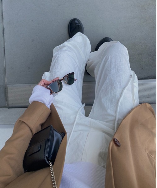 ISOOK（アイスー）の「ワッシャーカーゴパンツ(kiharu select) / パラシュートパンツ ハイウエスト ルーズ ドロスト アウトポケット ミリタリー ホワイト ブラック 白 黒（カーゴパンツ・レディース・ブラック/ホワイト・FREE）」の3枚目の写真