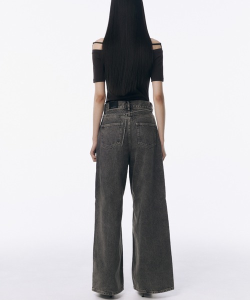 STRAP OFFSHOULDER/ストラップオフショルダー（Tシャツ