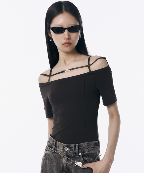 STRAP OFFSHOULDER/ストラップオフショルダー（Tシャツ