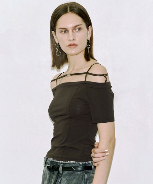 JOSE MOON（ジョゼムーン）の「STRAP OFFSHOULDER/ストラップオフショルダー（Tシャツ/カットソー・レディース・ブラック/ホワイト/ブラウン・FREE）」の6枚目の写真