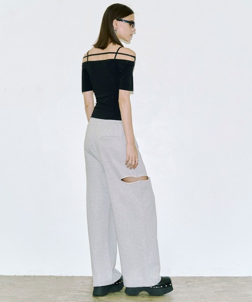 JOSE MOON（ジョゼムーン）の「STRAP OFFSHOULDER/ストラップオフショルダー（Tシャツ/カットソー・レディース・ブラック/ホワイト/ブラウン・FREE）」の20枚目の写真