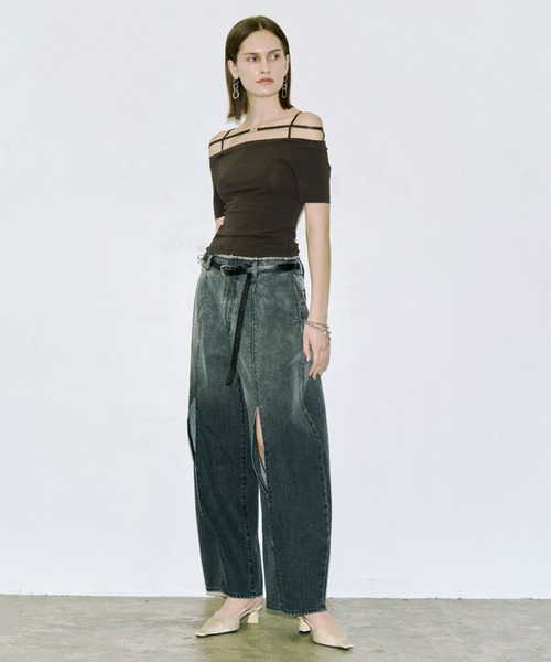 JOSE MOON（ジョゼムーン）の「STRAP OFFSHOULDER/ストラップオフショルダー（Tシャツ/カットソー・レディース・ブラック/ホワイト/ブラウン・FREE）」の10枚目の写真